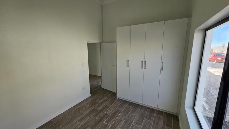 To Let 3 Bedroom Property for Rent in Velddrif Western Cape
